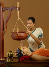 Shirodhara treatment